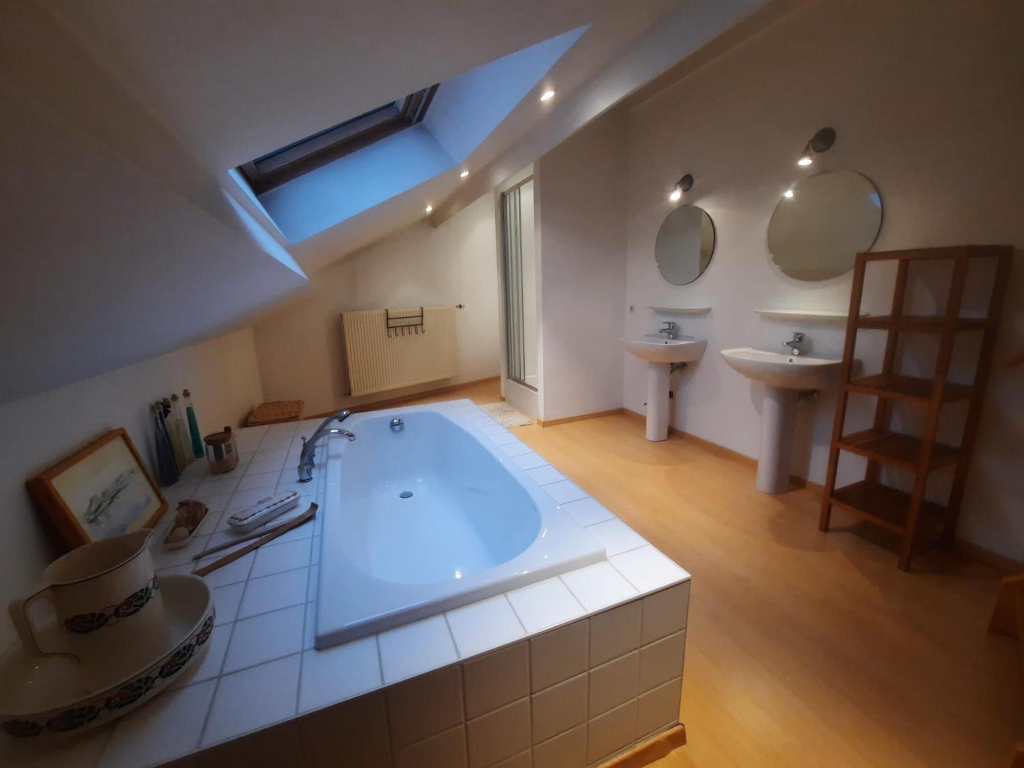 Que Du Bonheur 2.0 Apartment Chastre ภายนอก รูปภาพ